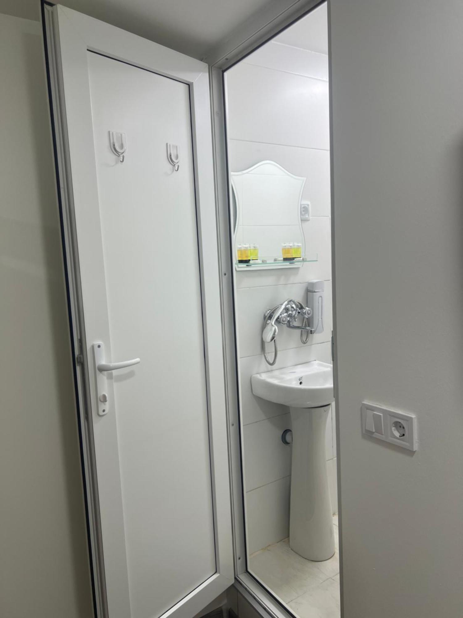 Tazo Apartment Тбилиси Екстериор снимка